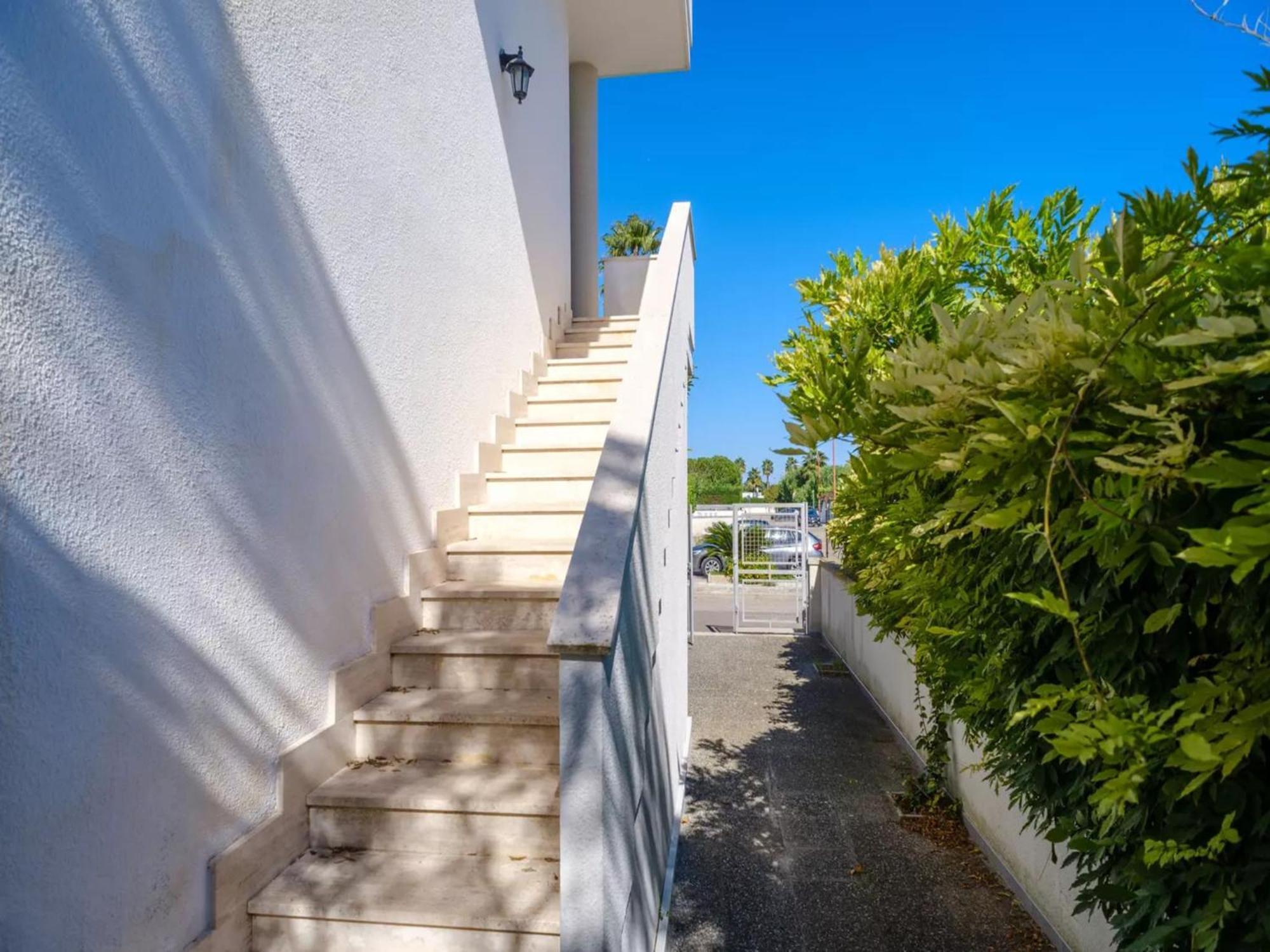 Torre Dell Orso Villetta, Private Parking, Wonderful Holiday Home 托里德欧索 外观 照片